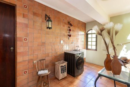 Área de Serviço de casa à venda com 3 quartos, 330m² em Vila Mazzei, São Paulo