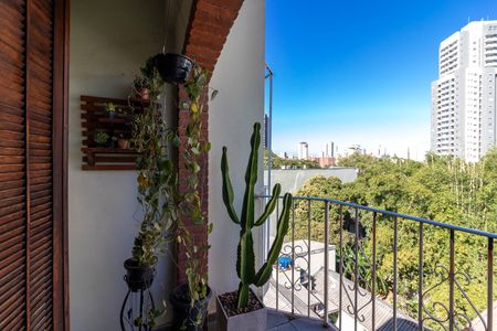 Varanda do Quarto 3 de casa à venda com 3 quartos, 330m² em Vila Mazzei, São Paulo