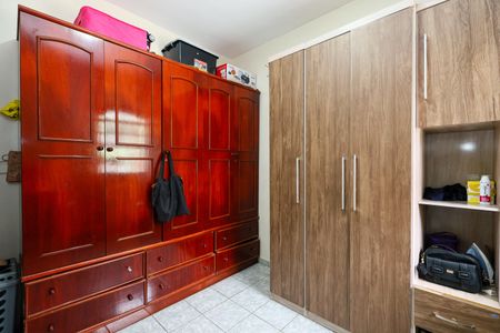Casa à venda com 100m², 2 quartos e 3 vagas Casa à venda com 100m², 2 quartos e 3 vagasQuarto 2
