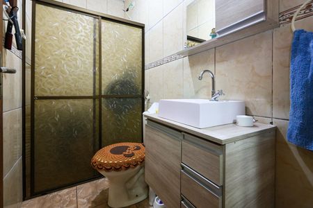 Casa à venda com 100m², 2 quartos e 3 vagas Casa à venda com 100m², 2 quartos e 3 vagasBanheiro 2