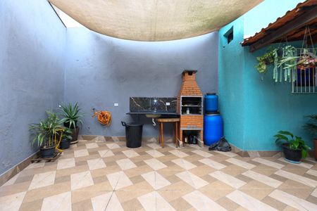 Área externa de casa à venda com 2 quartos, 100m² em Parque Pinheiros, Taboão da Serra