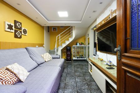 Sala de casa à venda com 2 quartos, 100m² em Parque Pinheiros, Taboão da Serra