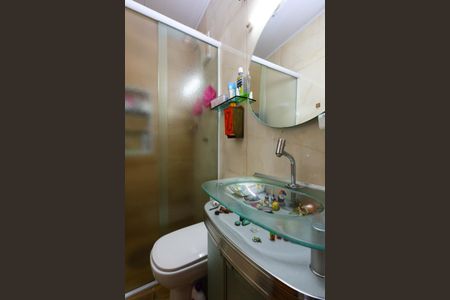 Casa à venda com 100m², 2 quartos e 3 vagas Casa à venda com 100m², 2 quartos e 3 vagasBanheiro