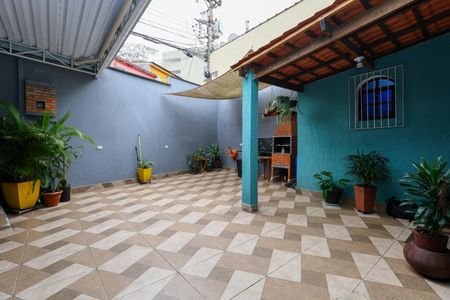 Área externa de casa à venda com 2 quartos, 100m² em Parque Pinheiros, Taboão da Serra