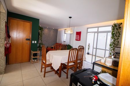 Apartamento para alugar com 120m², 3 quartos e 1 vagaSala 