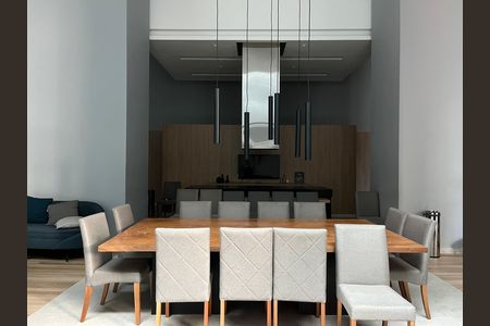 Apartamento para alugar com 104m², 3 quartos e 2 vagas Apartamento para alugar com 104m², 3 quartos e 2 vagasÁrea comum - Salão de festas