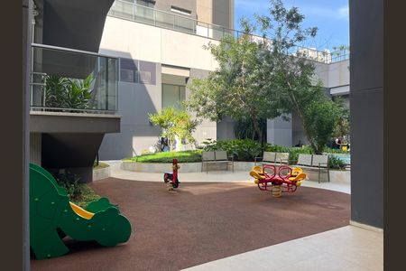 Apartamento para alugar com 104m², 3 quartos e 2 vagas Apartamento para alugar com 104m², 3 quartos e 2 vagasÁrea comum - Playground