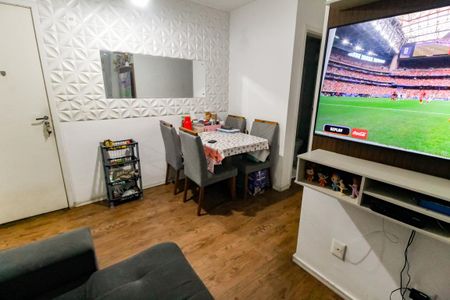 Sala de apartamento para alugar com 2 quartos, 44m² em Jardim Record, Taboão da Serra