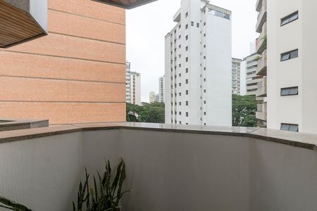 Apartamento para alugar com 245m², 3 quartos e 4 vagasVaranda da Suíte 2