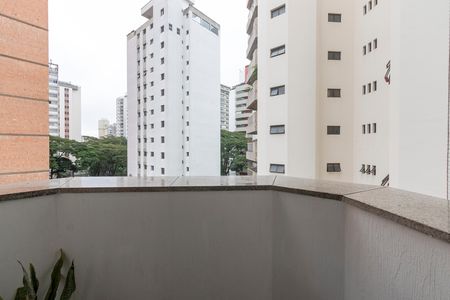 Apartamento para alugar com 245m², 3 quartos e 4 vagasVaranda da Suíte 2