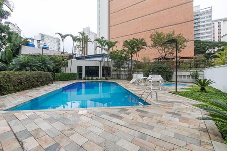 Apartamento para alugar com 245m², 3 quartos e 4 vagasPiscina
