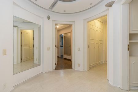 Apartamento para alugar com 245m², 3 quartos e 4 vagasHall das Suítes