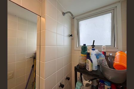 Apartamento para alugar com 86m², 3 quartos e 2 vagas Apartamento para alugar com 86m², 3 quartos e 2 vagasCozinha e Área de Serviço - Banheiro