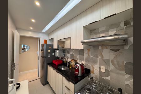 Apartamento para alugar com 86m², 3 quartos e 2 vagas Apartamento para alugar com 86m², 3 quartos e 2 vagasCozinha e Área de Serviço