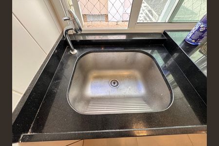 Apartamento para alugar com 86m², 3 quartos e 2 vagas Apartamento para alugar com 86m², 3 quartos e 2 vagasCozinha e Área de Serviço