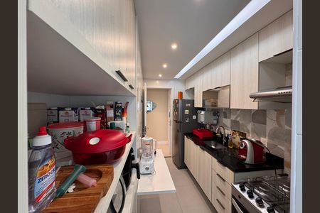 Apartamento para alugar com 86m², 3 quartos e 2 vagas Apartamento para alugar com 86m², 3 quartos e 2 vagasCozinha e Área de Serviço