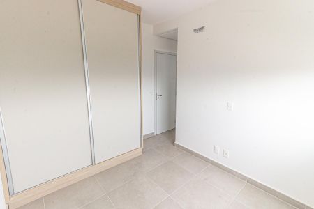 Apartamento à venda com 116m², 3 quartos e 3 vagas Apartamento à venda com 116m², 3 quartos e 3 vagasSuíte 2