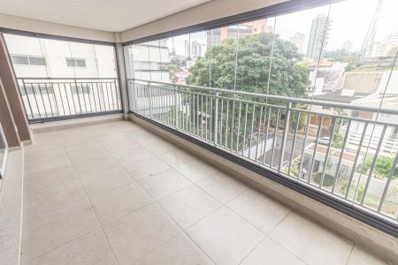 Apartamento à venda com 116m², 3 quartos e 3 vagas Apartamento à venda com 116m², 3 quartos e 3 vagasVaranda