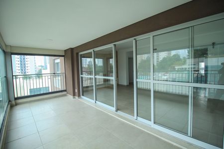 Apartamento à venda com 116m², 3 quartos e 3 vagas