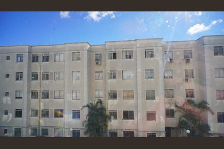 Vista da Rua de apartamento à venda com 2 quartos, 38m² em Jardim Dona Leopoldina, Porto Alegre