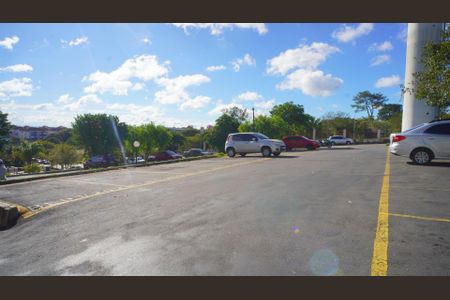 Garagem  de apartamento para alugar com 2 quartos, 38m² em Jardim Dona Leopoldina, Porto Alegre
