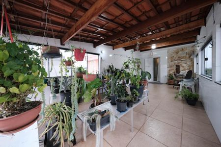 Casa à venda com 100m², 2 quartos e 2 vagasSuíte 1
