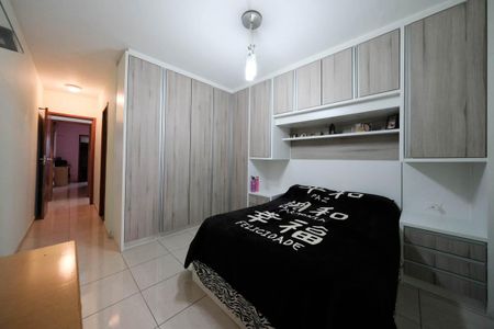 Casa à venda com 100m², 2 quartos e 2 vagasSuíte 1