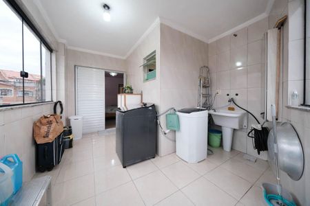 Casa à venda com 100m², 2 quartos e 2 vagasSuíte 2