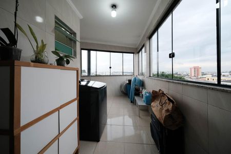 Casa à venda com 100m², 2 quartos e 2 vagasSuíte 2