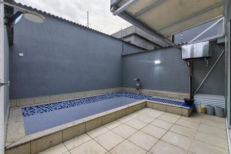 Casa para alugar com 217m², 4 quartos e 4 vagasPiscina 