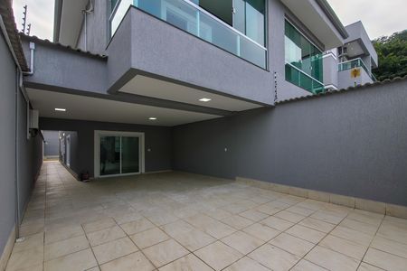 Casa para alugar com 217m², 4 quartos e 4 vagasGaragem 