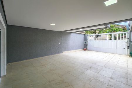Casa para alugar com 217m², 4 quartos e 4 vagasGaragem