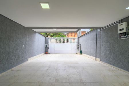 Casa para alugar com 217m², 4 quartos e 4 vagasGaragem