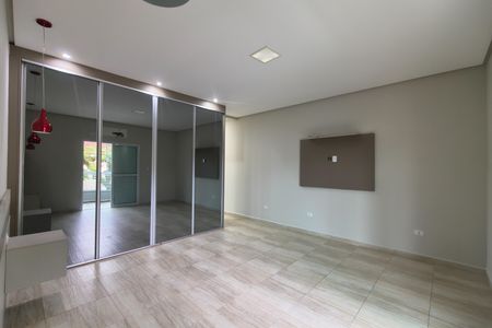 Casa para alugar com 217m², 4 quartos e 4 vagasSuíte 1