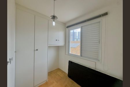 Casa de condomínio à venda com 174m², 3 quartos e 4 vagas Casa de condomínio à venda com 174m², 3 quartos e 4 vagasQuarto 1