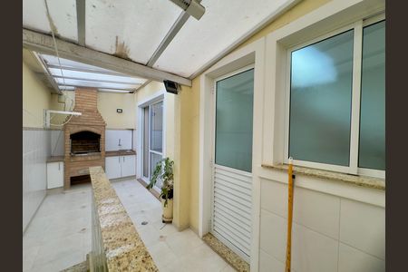 Casa de condomínio à venda com 174m², 3 quartos e 4 vagas Casa de condomínio à venda com 174m², 3 quartos e 4 vagasÁrea de Serviço