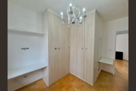 Casa de condomínio à venda com 174m², 3 quartos e 4 vagas Casa de condomínio à venda com 174m², 3 quartos e 4 vagasQuarto 2