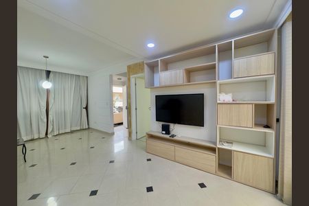 Sala de casa de condomínio à venda com 3 quartos, 174m² em Vila Sao Joao, Guarulhos