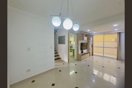 Sala de casa de condomínio à venda com 3 quartos, 174m² em Vila Sao Joao, Guarulhos