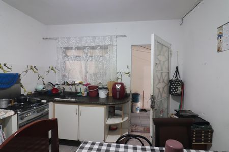 Casa à venda com 214m², 4 quartos e 2 vagasCozinha 2