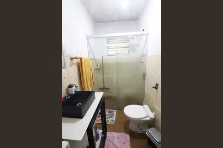 Casa à venda com 214m², 4 quartos e 2 vagasBanheiro 2