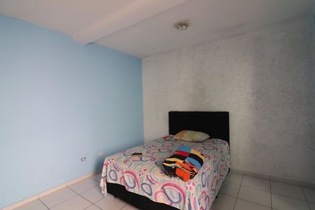 Casa à venda com 214m², 4 quartos e 2 vagasQuarto 3
