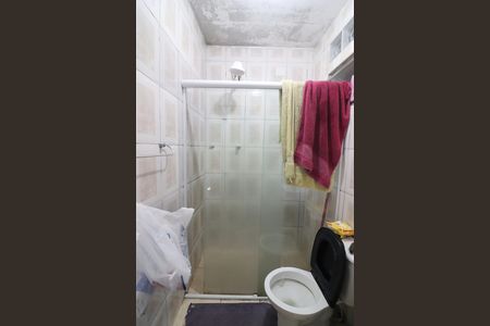 Casa à venda com 214m², 4 quartos e 2 vagasBanheiro 1
