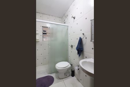 Casa à venda com 214m², 4 quartos e 2 vagasBanheiro 4