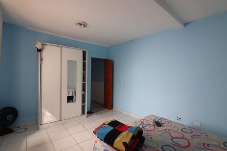Casa à venda com 214m², 4 quartos e 2 vagasQuarto 3