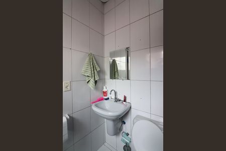 Casa à venda com 214m², 4 quartos e 2 vagasBanheiro 3