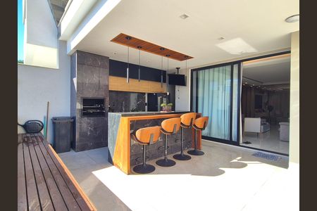 Casa de Condomínio à venda com 5 quartos, 368m² em Recreio dos Bandeirantes, Rio de Janeiro