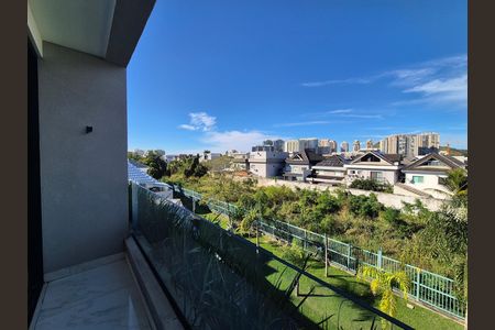 Casa de condomínio para alugar com 368m², 5 quartos e 2 vagas