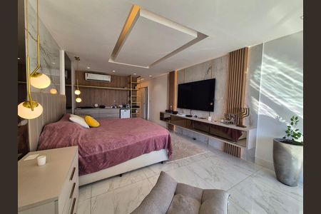 Casa de condomínio para alugar com 368m², 5 quartos e 2 vagas