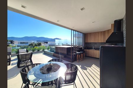 Casa de condomínio para alugar com 368m², 5 quartos e 2 vagas